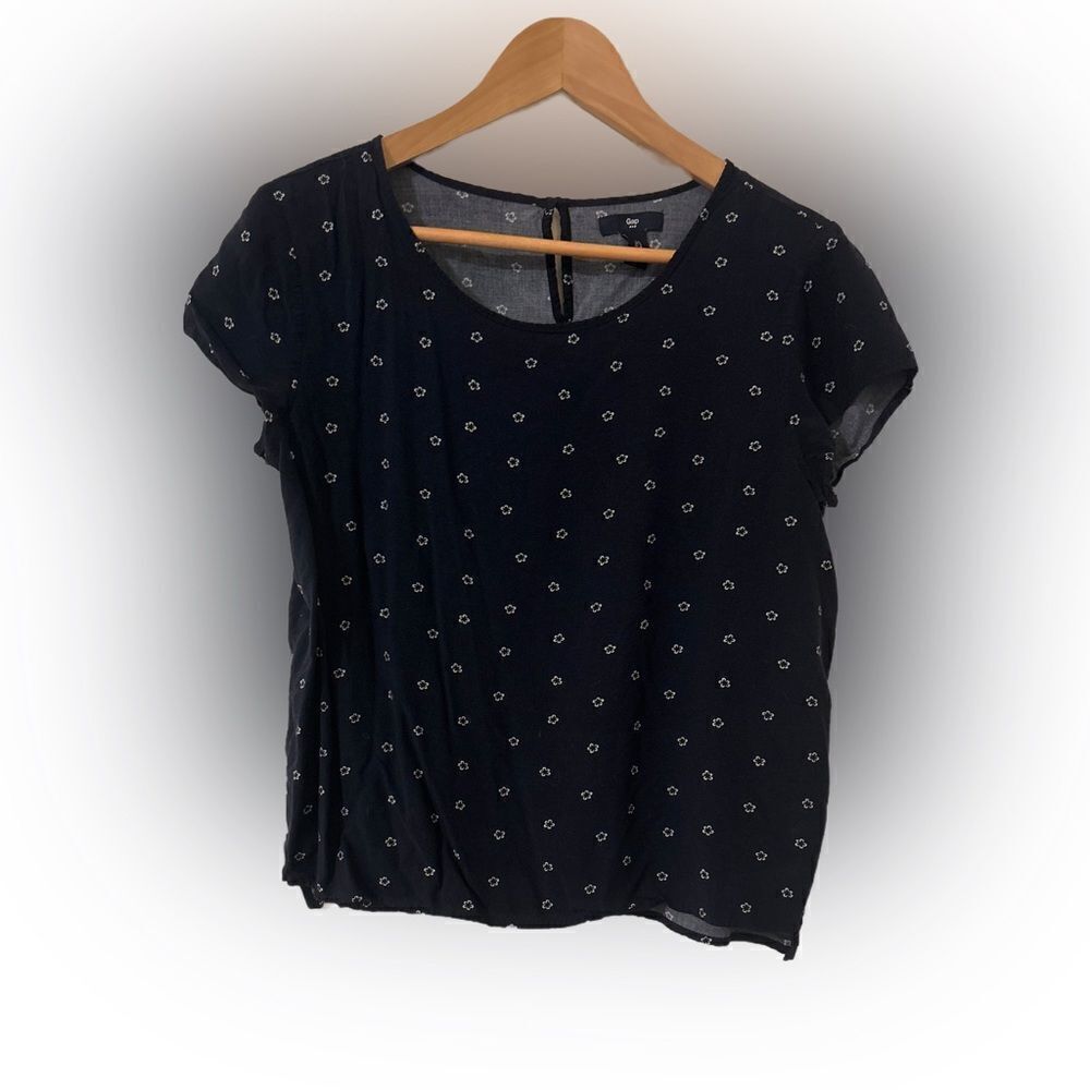 Gap short sleeve blouse